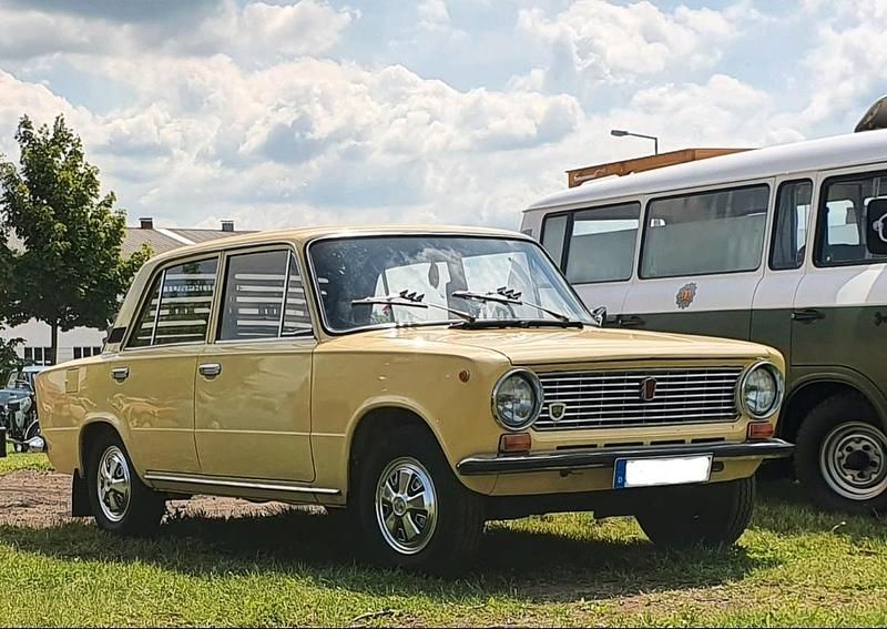 Gebraucht 1986 Lada 1200 Limousine | 6.500 € - Bild 1/2