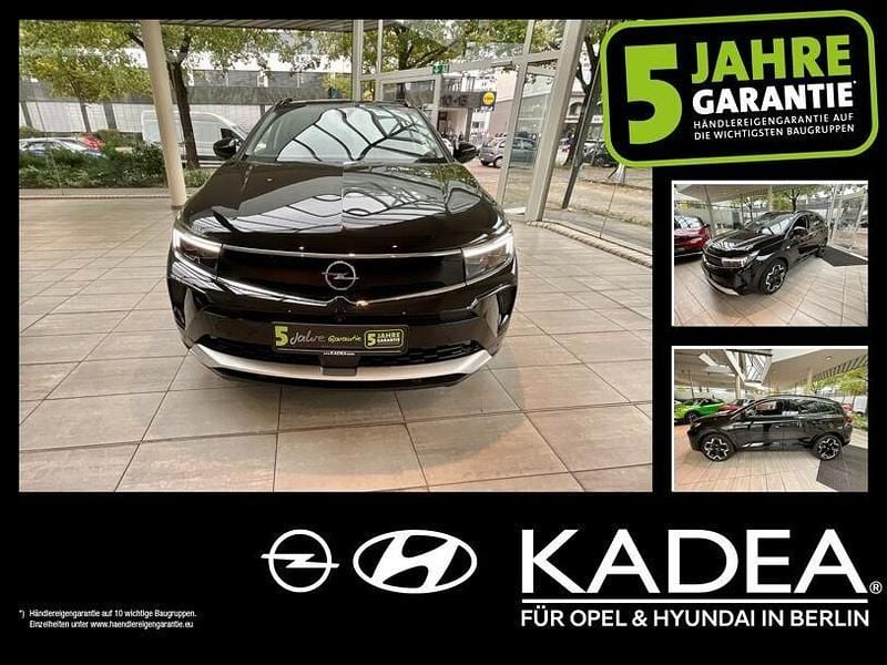 Lackierung schwarz perla nera/metallic k (metallic) Gebraucht 2023 Opel Grandland X Elegance SUV | 29.750 € (Etwas zu teuer) - Bild 1/4