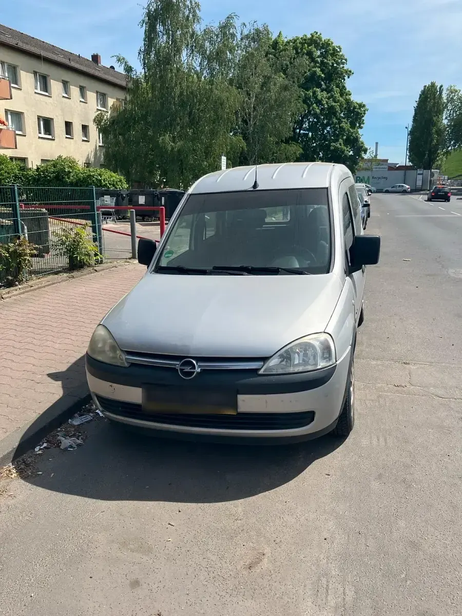 Usata Opel Combo 90 CV (66 kW) 2003 Grigio Monovolume