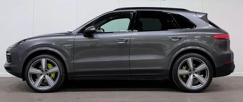 Gebraucht Porsche Cayenne 462 PS (339 kW) 2020 Quarzitgrau SUV
