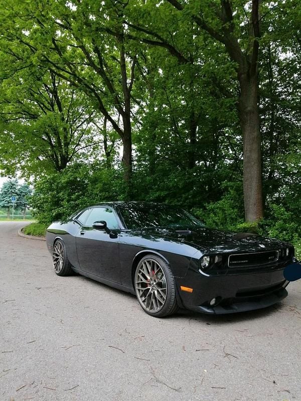 Schwarz Gebraucht 2010 Dodge Challenger Coupé | 29.999 € - Bild 1/4