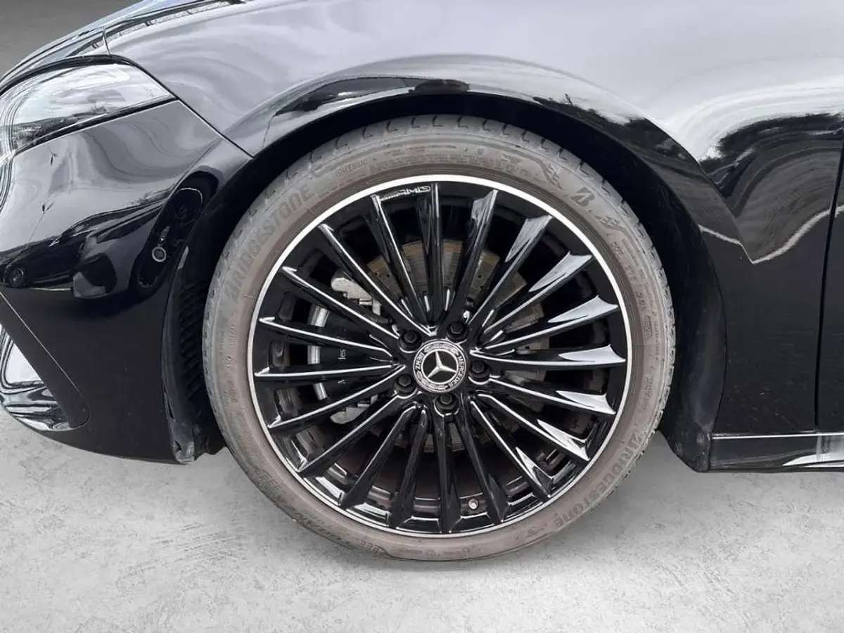 Gebraucht Mercedes A220 AMG 190 PS (139 kW) 2025 Schwarz Limousine