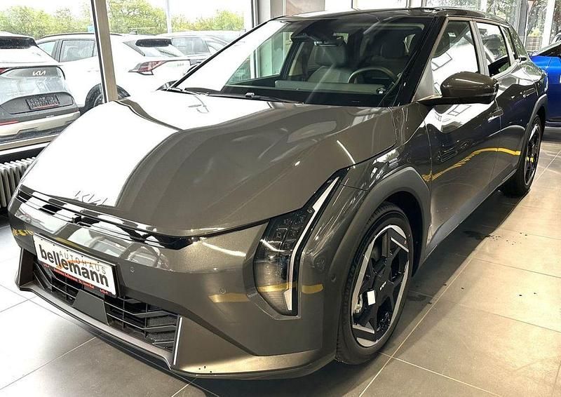 Neu Kia EV4 150 kW (204 PS) 2025 Grau Kleinwagen