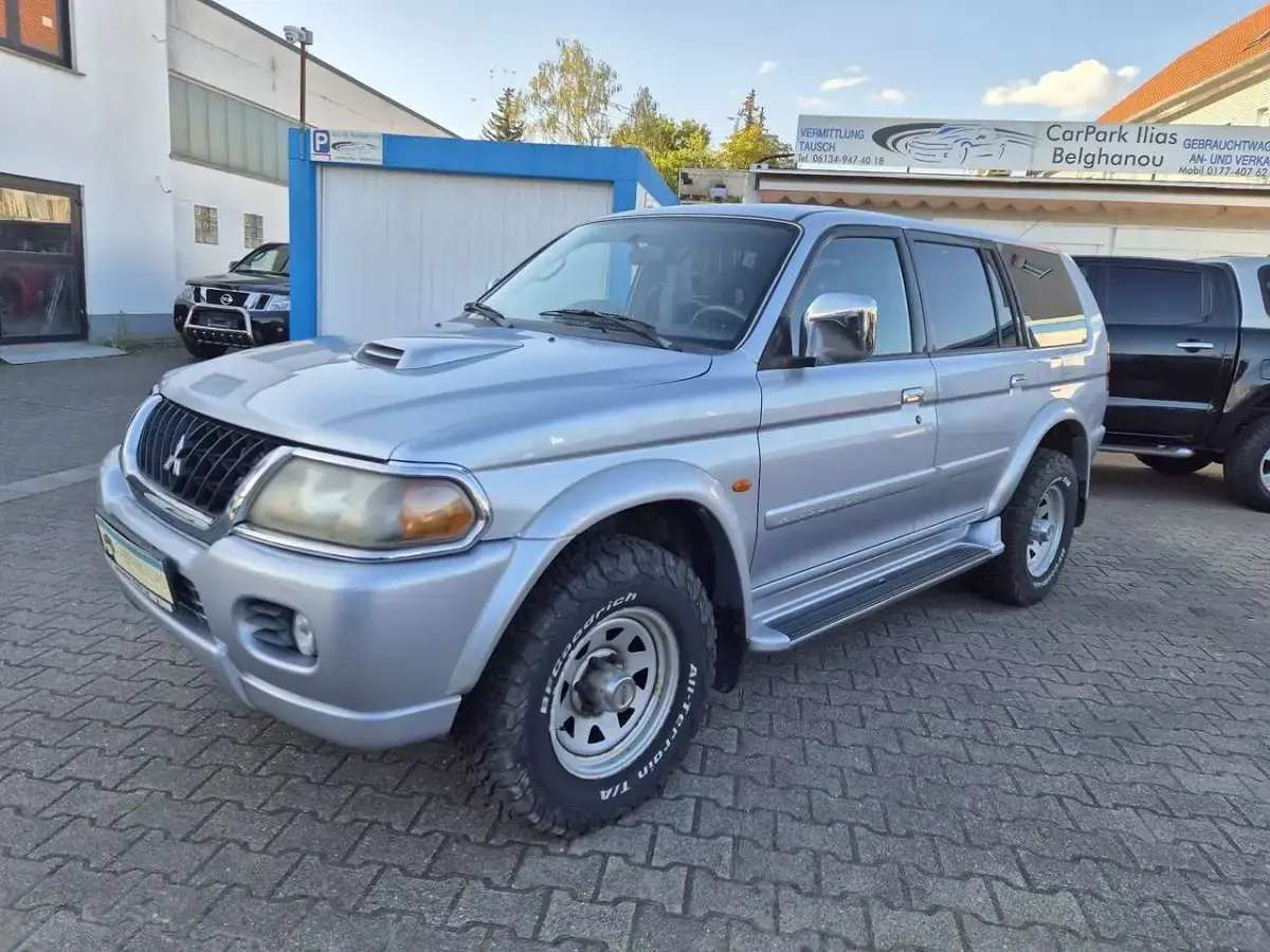 Gebraucht Mitsubishi Pajero Sport 133 PS (97 kW) 2004 Coolsilber (m) SUV