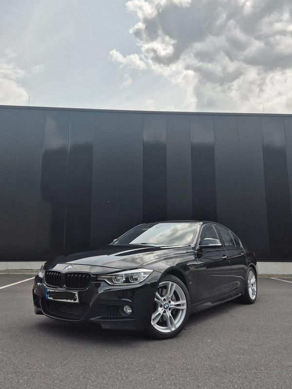 Schwarz Gebraucht 2015 BMW 335 M Sport Limousine | 19.900 € (Fairer Preis) - Bild 1/4