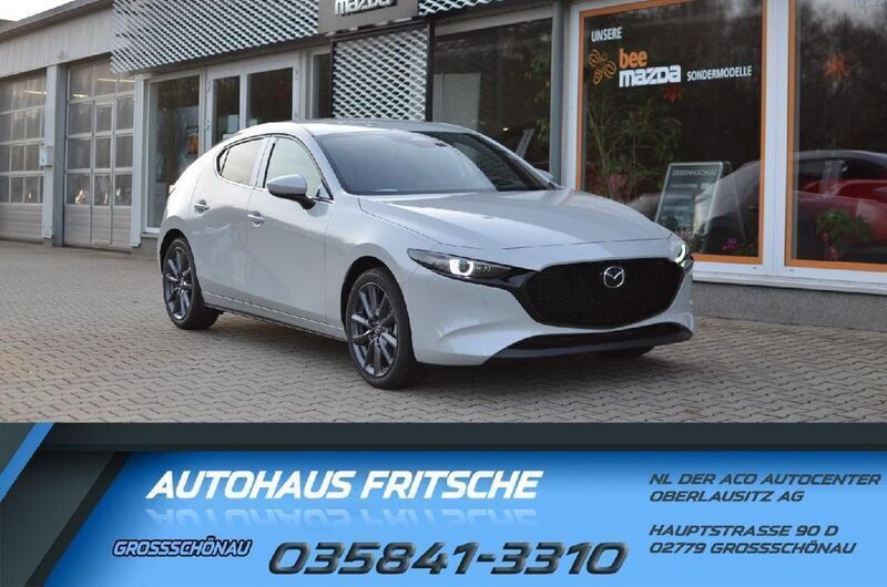 Weiß Gebraucht 2024 Mazda 3 Exclusive-Line Limousine | 23.990 € (Fairer Preis) - Bild 1/4