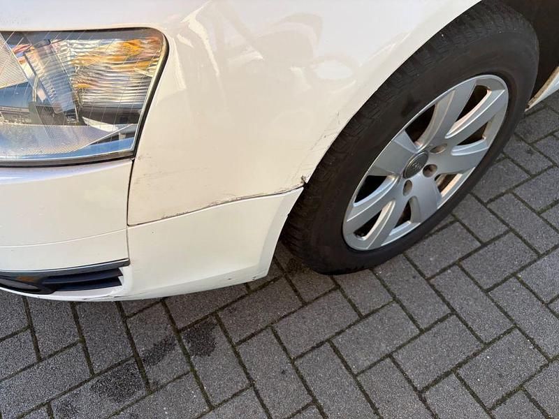 Gebraucht Audi A6 140 PS (102 kW) 2007 Weiß Limousine