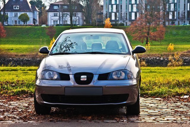 Gebraucht Seat Ibiza 102 PS (75 kW) 2004 Grau Kleinwagen
