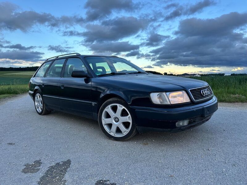 Blau Gebraucht 1994 Audi 100 Kombi | 5.000 € - Bild 1/4