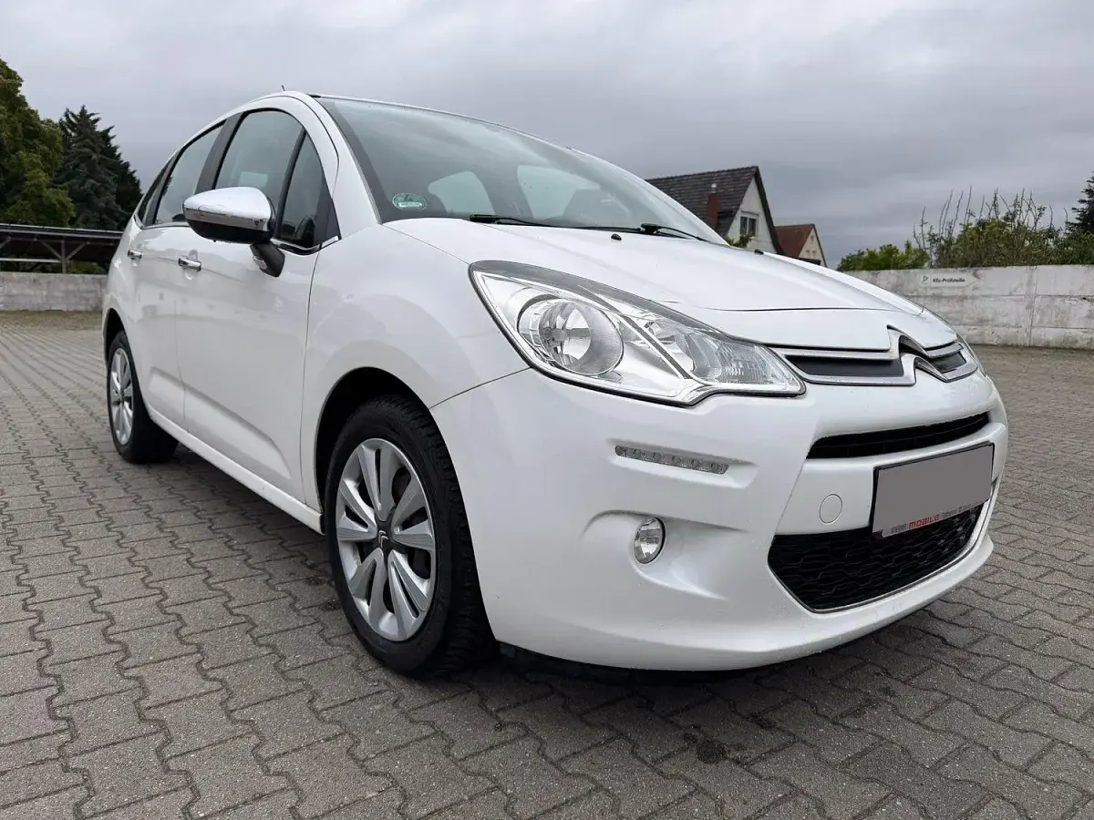 Usado Citroën C3 SELECTION 68 CV (50 kW) 2014 Blanco Utilitario