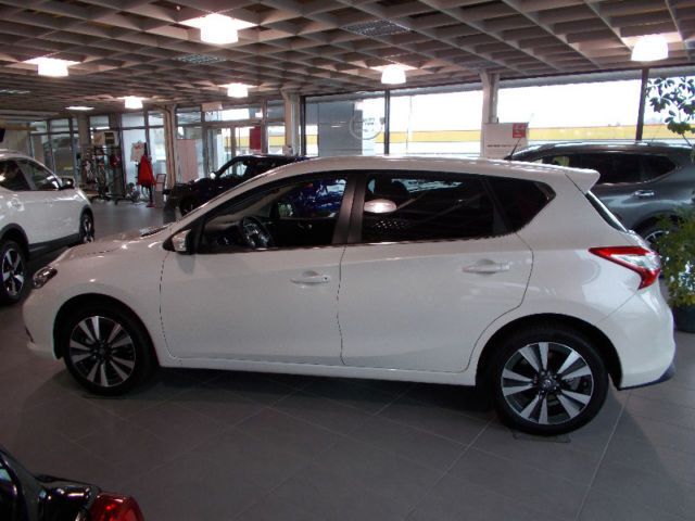 Gebraucht Nissan Pulsar N-Connecta 116 PS (85 kW) 2016 Weiß metallic Limousine