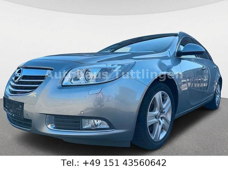 Gebraucht Opel Insignia 160 PS (117 kW) 2011 Silber Limousine