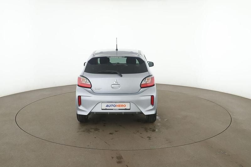 Second-hand Mitsubishi Space Star Top 71 CP (52 kW) 2022 Argintiu Hatchback