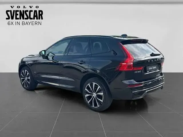 Gebraucht Volvo XC60 145 PS (106 kW) 2023 SUV
