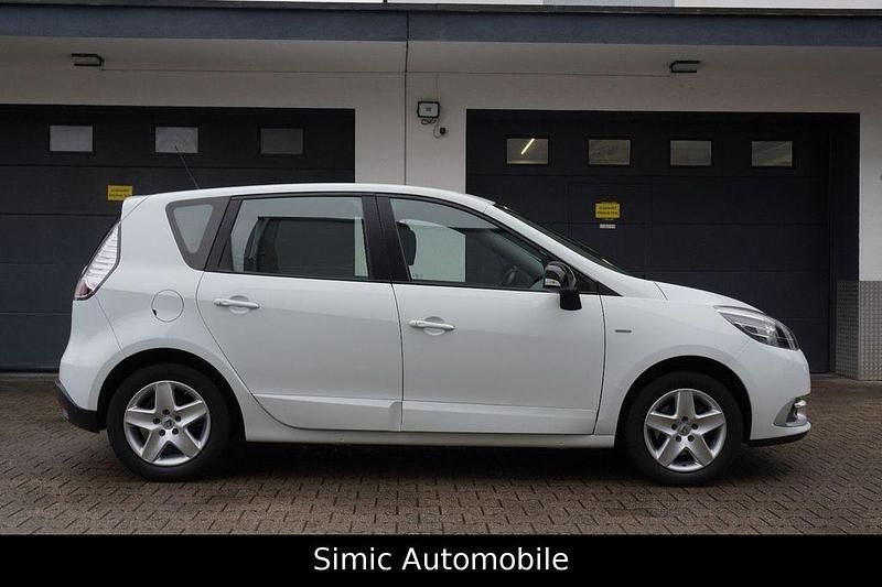 Gebraucht Renault Scénic III LIMITED 116 PS (85 kW) 2016 Weiß Van / Kleinbus