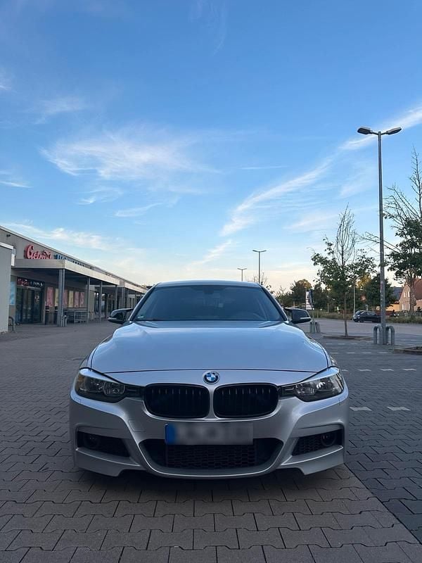 Gebraucht BMW 330 Basis 286 PS (210 kW) 2013 Silber Kombi