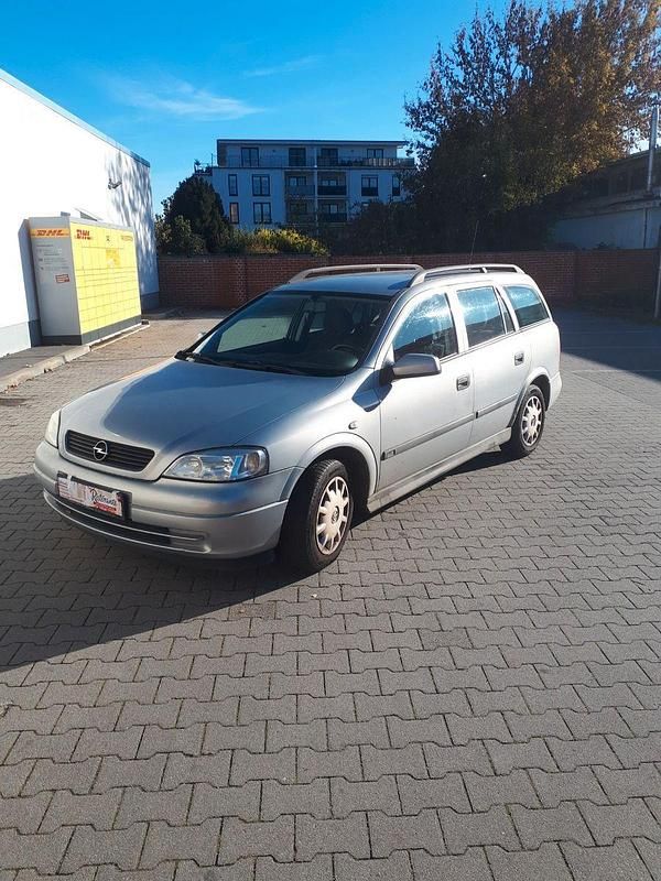 Silber Gebraucht 2002 Opel Astra Selection Kombi | 800 € (Fairer Preis) - Bild 1/4