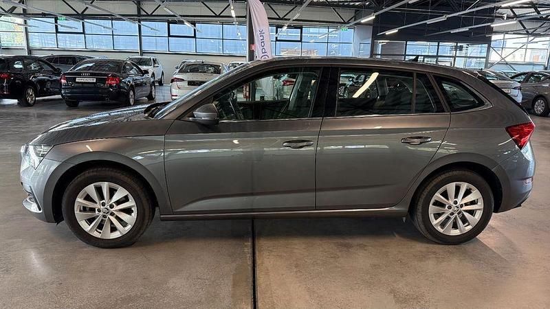 Gebraucht Skoda Scala Ambition 110 PS (80 kW) 2023 Grau Kleinwagen
