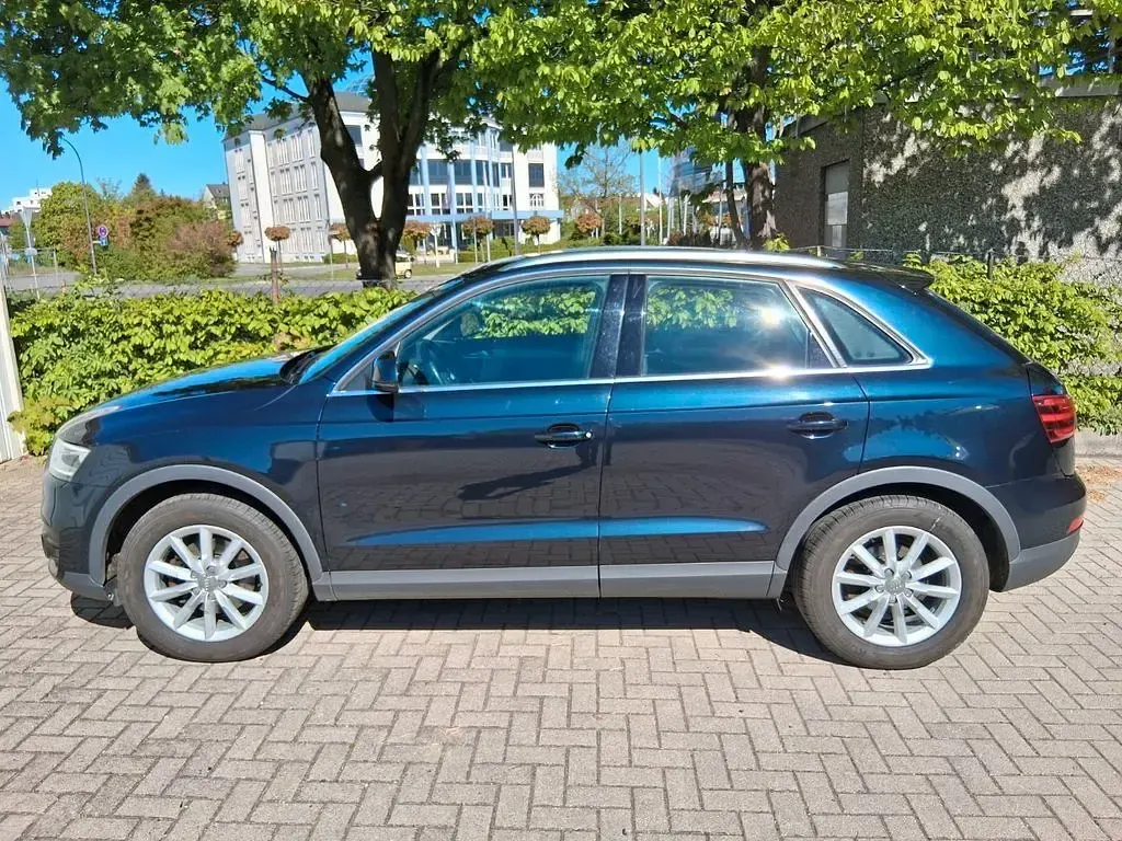 Gebraucht Audi Q3 Ambiente 177 PS (130 kW) 2012 Blau SUV