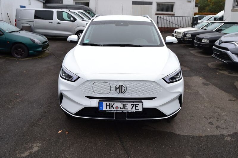 Weiß Gebraucht 2022 MG ZS Comfort Limousine | 16.900 € (Fairer Preis) - Bild 1/4