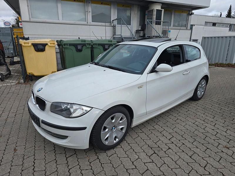 Gebraucht BMW 116 Advantage 122 PS (89 kW) 2009 Weiß Kleinwagen