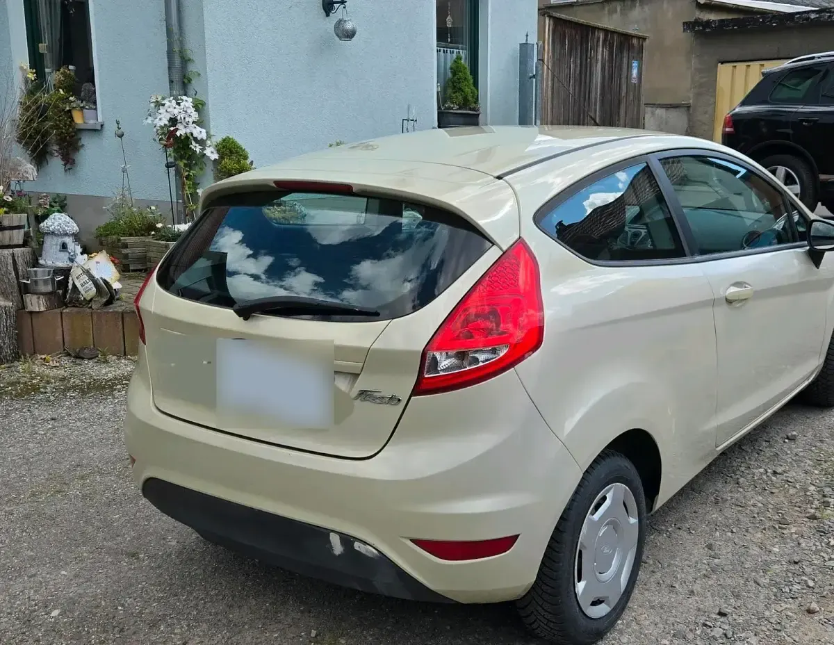 Gebraucht Ford Fiesta 60 PS (44 kW) 2009 Kleinwagen