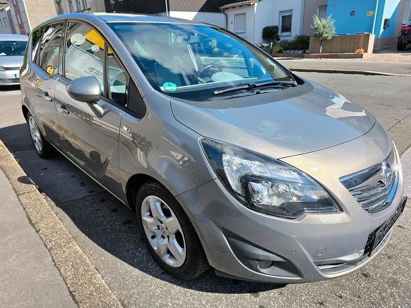 Grau Gebraucht 2012 Opel Meriva Van / Kleinbus | 3.200 € (Superpreis) - Bild 1/4
