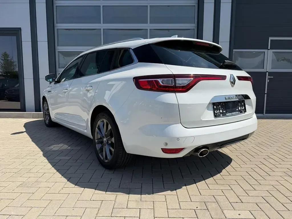 Gebraucht Renault Mégane IV Bose Edition 165 PS (121 kW) 2018 Weiß Limousine