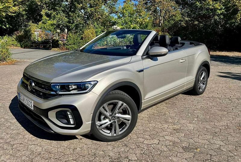Silber Gebraucht 2024 VW T-Roc Cabriolet R-line Cabrio | 34.900 € (Etwas zu teuer) - Bild 1/4