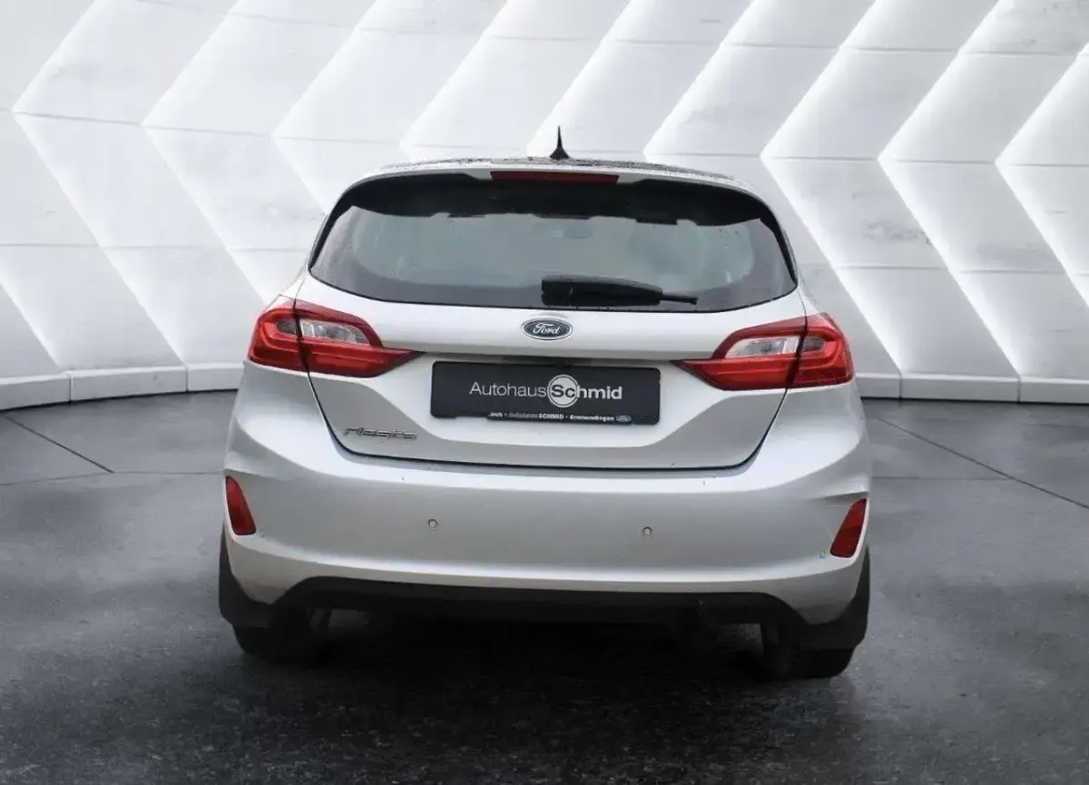 Gebraucht Ford Fiesta Titanium 101 PS (74 kW) 2018 Kleinwagen