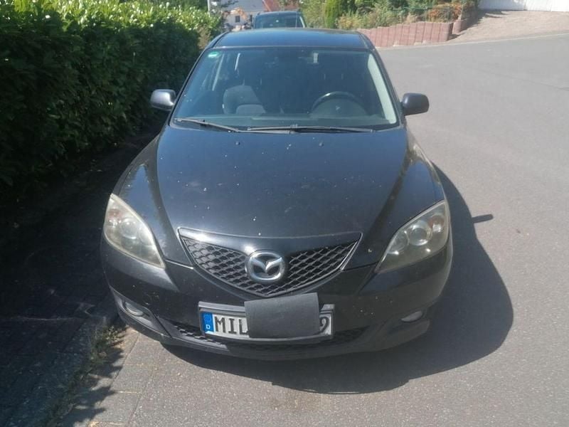 Schwarz Gebraucht 2007 Mazda 3 Exclusive Limousine | 2.000 € (Etwas zu teuer) - Bild 1/4