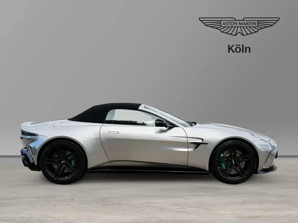 Nowe Aston Martin Vantage 665 KM (489 kW) 2026 Srebrny Coupe