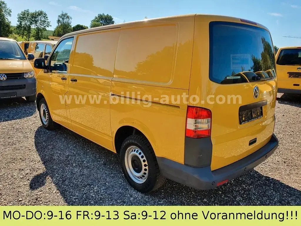 Używany VW Transporter 84 KM (61 kW) 2015 Żółty Van