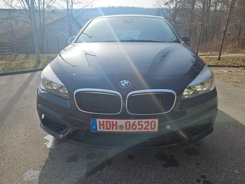 Gebraucht BMW 218 Basis 150 PS (110 kW) 2016 Schwarz Van / Kleinbus