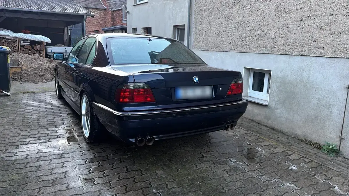 Gebraucht BMW 740 286 PS (210 kW) 1997 Blau Limousine