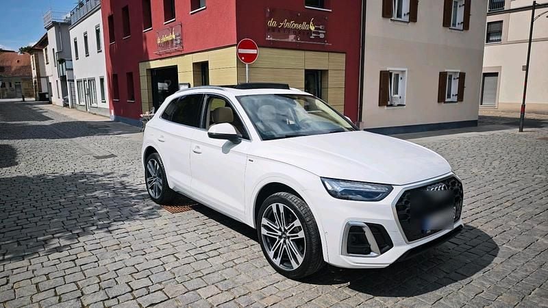 Weiß Gebraucht 2023 Audi Q5 S-Line SUV | 38.888 € (Superpreis) - Bild 1/4