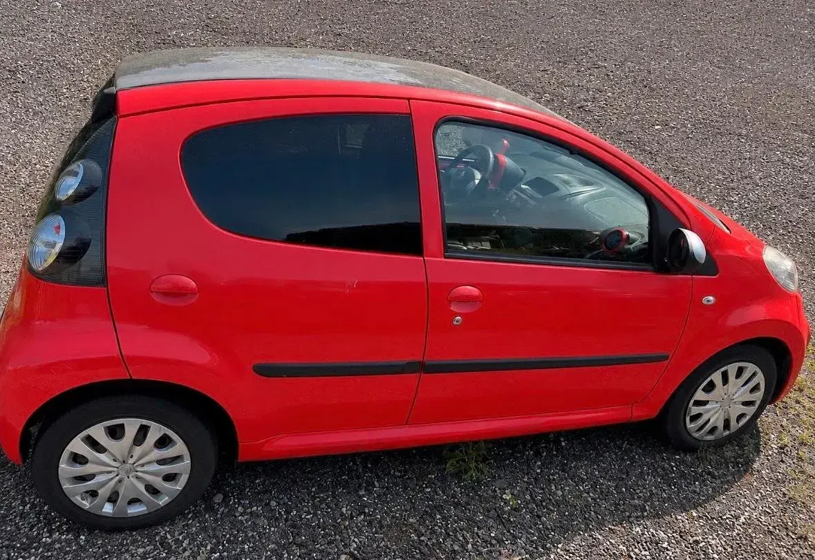 Gebraucht Citroën C1 68 PS (50 kW) 2014 Rot Kleinwagen