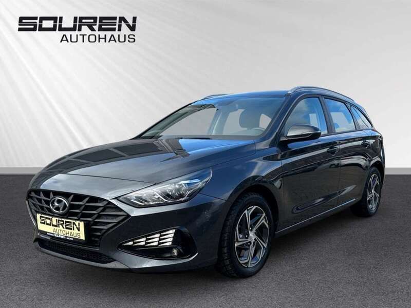 Grau Gebraucht 2022 Hyundai i30 Kombi | 18.450 € (Guter Preis) - Bild 1/4