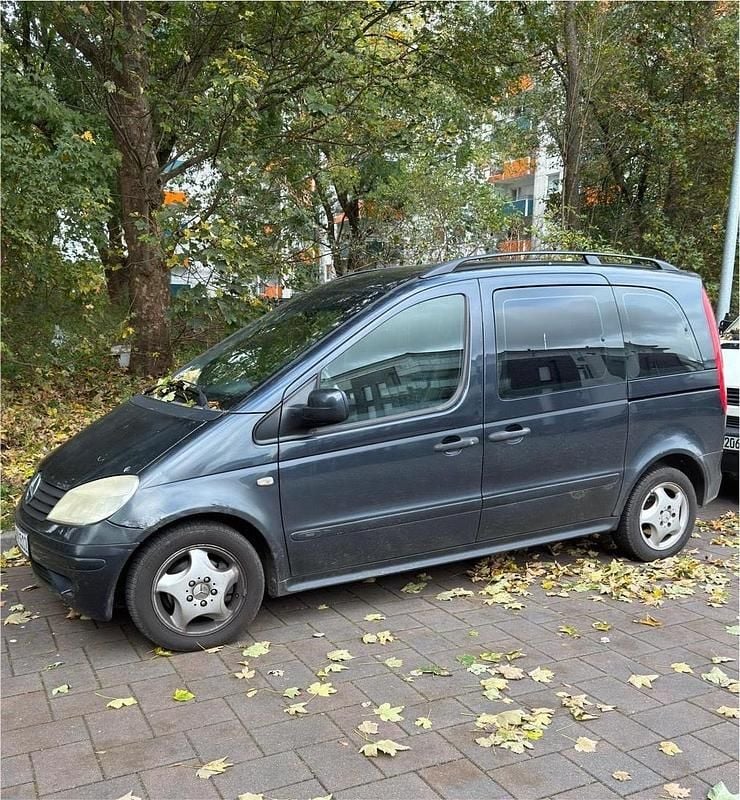 Gebraucht Mercedes Vaneo 102 PS (75 kW) 2002 Schwarz Van / Kleinbus