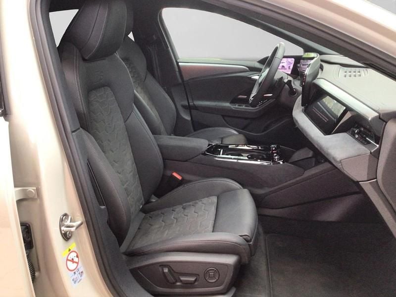 Gebraucht Audi e-tron Sportback S-Line 314 kW (428 PS) 2025 Siambeige metallic SUV