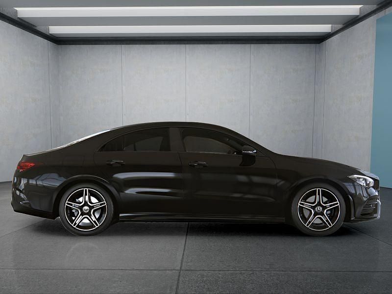 Schwarz Gebraucht 2022 Mercedes CLA250e Limousine | 32.399 € (Fairer Preis) - Bild 1/4