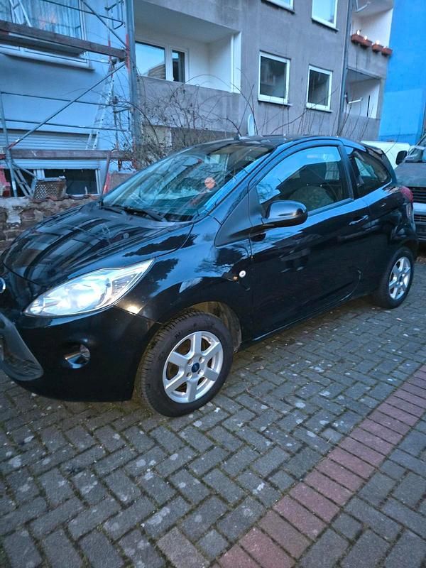 Schwarz Gebraucht 2015 Ford Ka Kleinwagen | 2.700 € (Guter Preis) - Bild 1/4
