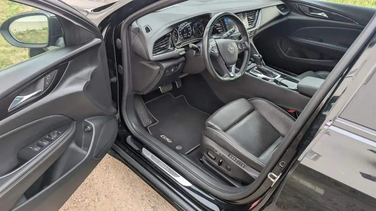 Gebraucht Opel Insignia 209 PS (153 kW) 2019 Schwarz Kombi