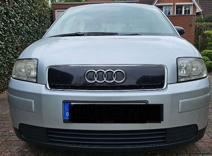 Usata Audi A2 75 CV (55 kW) 2003 Argento Utilitaria