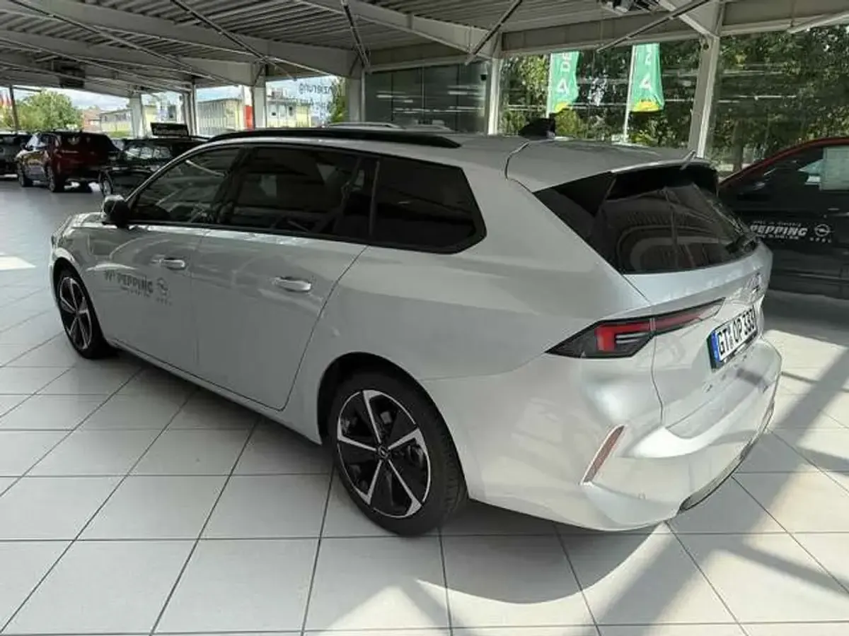 Gebraucht Opel Astra Business Elegance 131 PS (96 kW) 2023 Silber Kombi