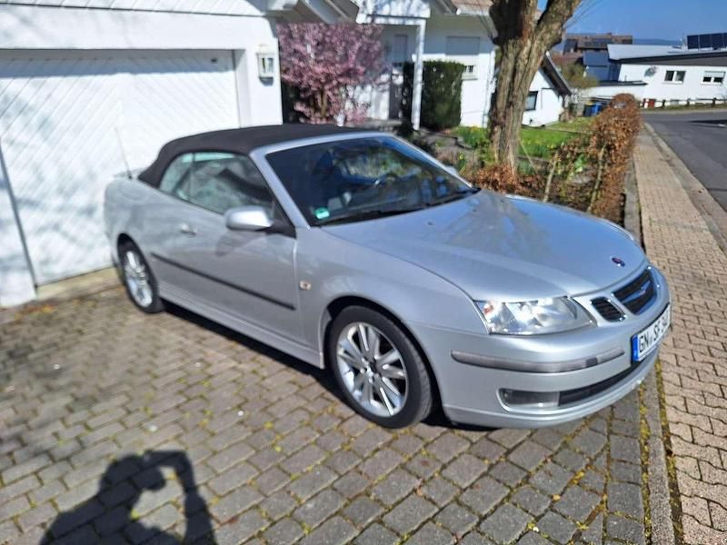 Silber Gebraucht 2007 Saab 9-3 Cabriolet Linear Cabrio | 6.480 € (Teuer) - Bild 1/4