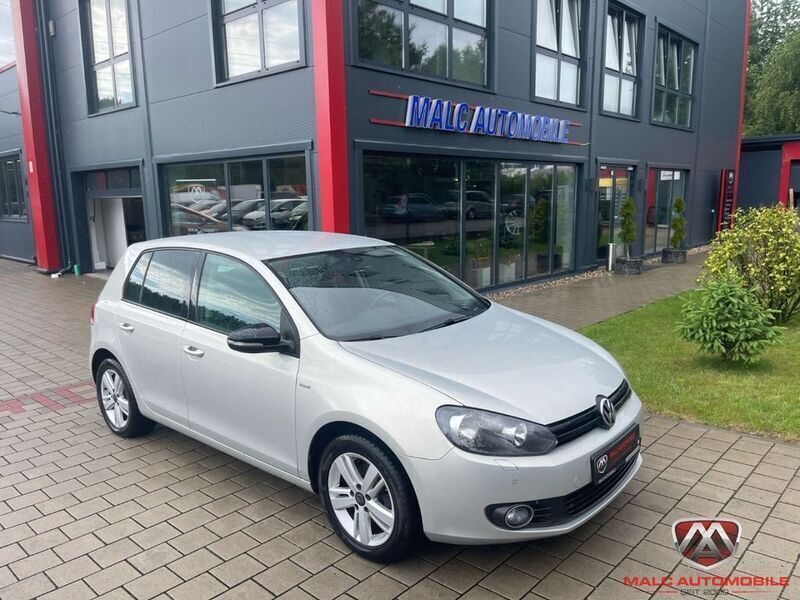 Silber Gebraucht 2012 VW Golf VI Match Limousine | 8.599 € (Etwas zu teuer) - Bild 1/4