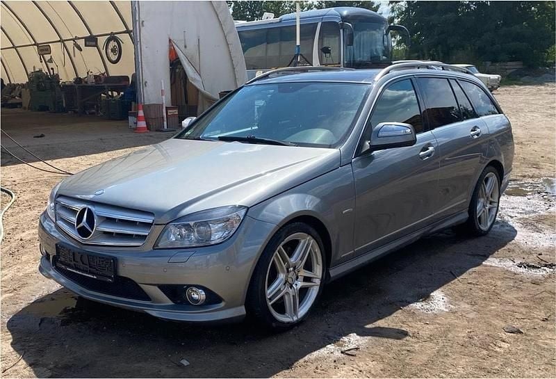 Grau Gebraucht 2008 Mercedes C320 Avantgarde Kombi | 6.300 € (Guter Preis) - Bild 1/4