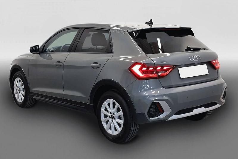 Gebraucht Audi A1 116 PS (85 kW) 2025 Grau Limousine