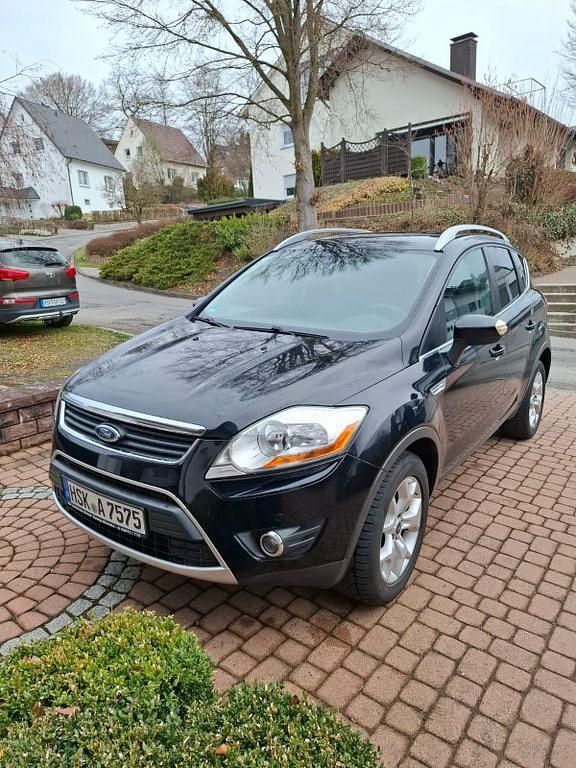 Gebraucht Ford Kuga Titanium 163 PS (119 kW) 2011 Schwarz SUV